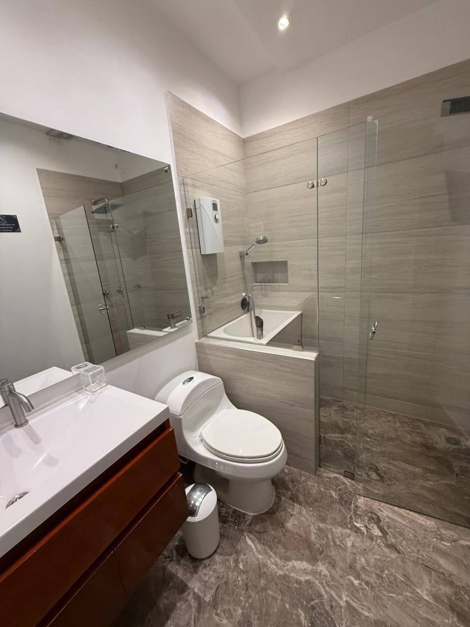 Casa de 2 Pisos en Venta
