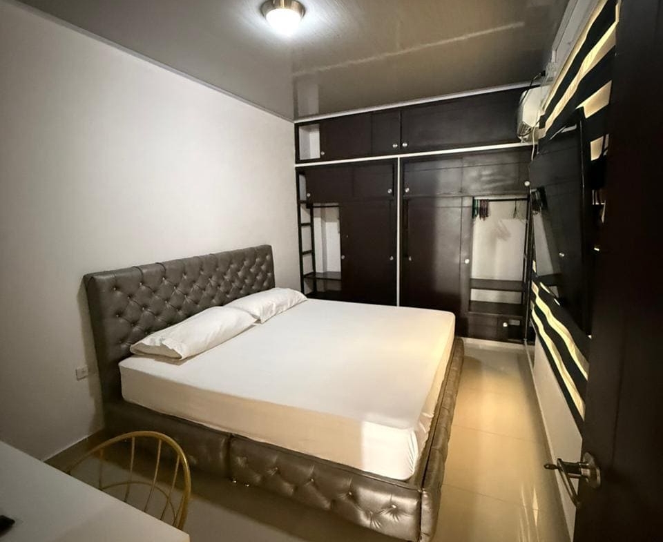 Casa de 2 Pisos en Venta