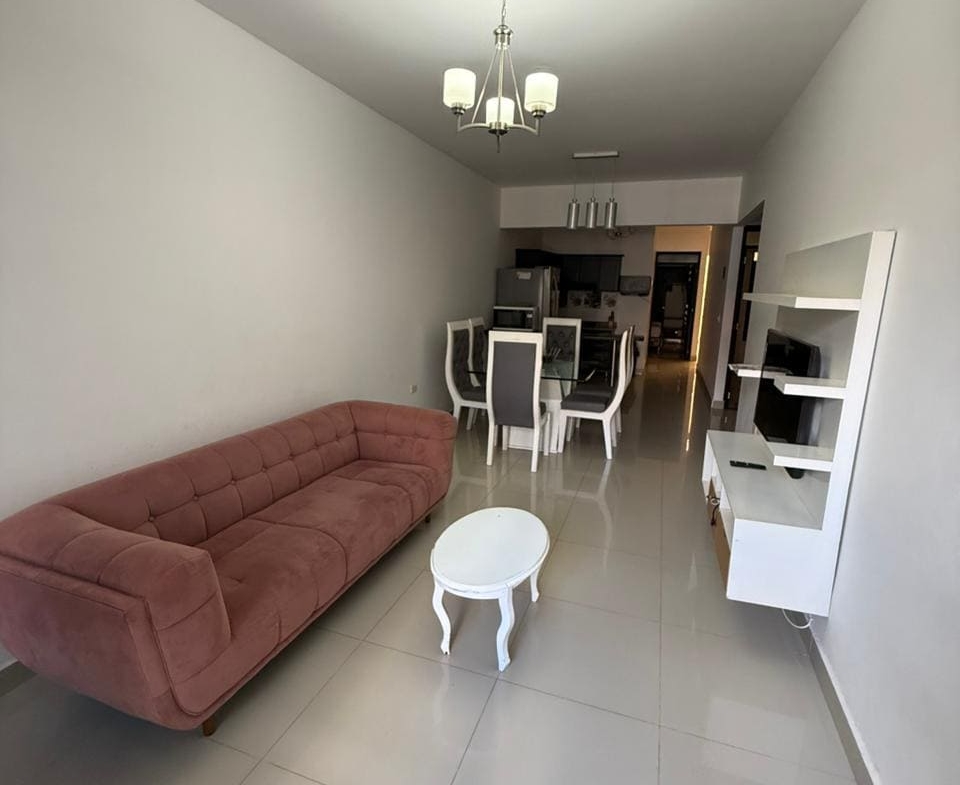 Casa de 2 Pisos en Venta