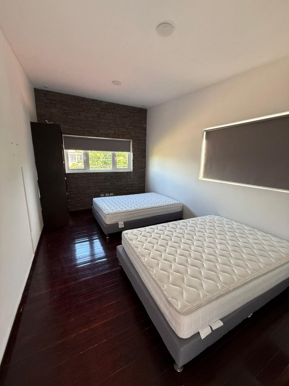 Casa de 2 Pisos en Venta
