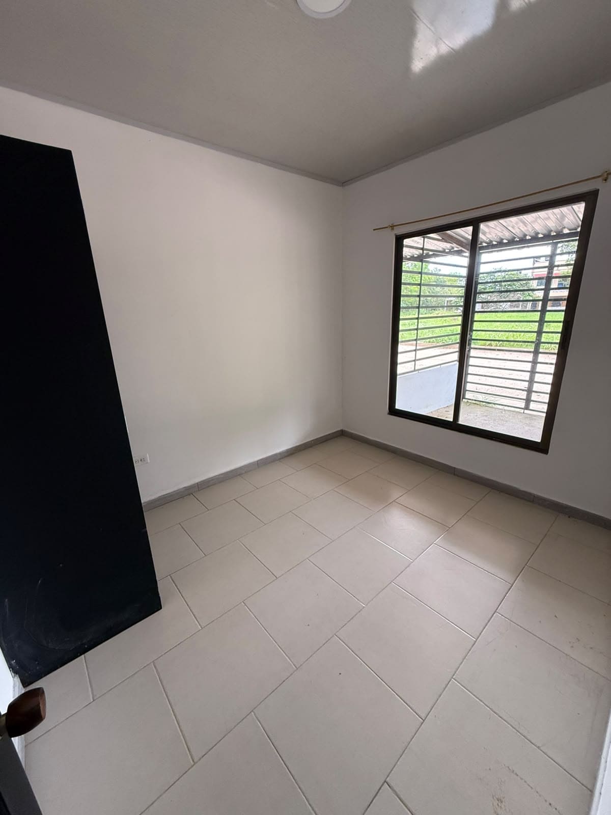 Casa en Arriendo de 1 Piso con Patio y Garaje